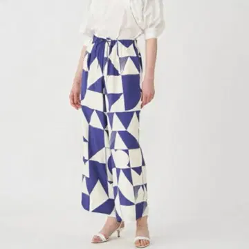 Ballsey 투모로우랜드 블록 쉐이프 프린트 1턱 와이드 팬츠