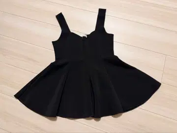 ZARA 블랙 상의