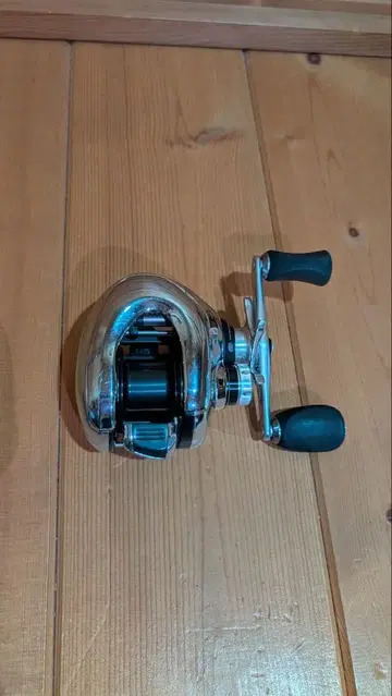 시마노 베이트 낚시릴 12 안타레스 HG 우측 핸들