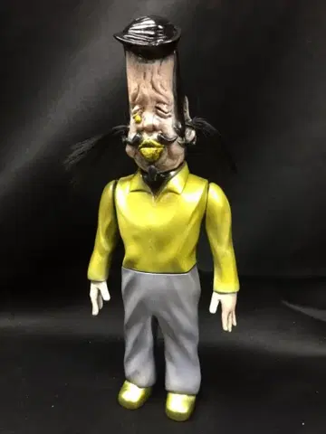 암흑 엔터테인먼트 진미 장미 블랙 성형/금 의류/은 바지/수염 포함