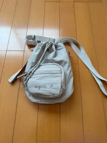아네스 베 그레이 미니 숄더백