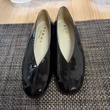 가격 인하! REMME 블랙 에나멜 플랫슈즈 사이즈 36