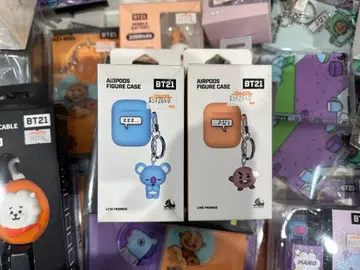 BT21 에어팟 피규어 케이스 2개 세트