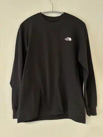 THE NORTH FACE 블랙 롱 슬리브 티셔츠