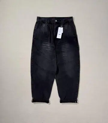Graphpaper 셀비지 데님 투턱 팬츠
