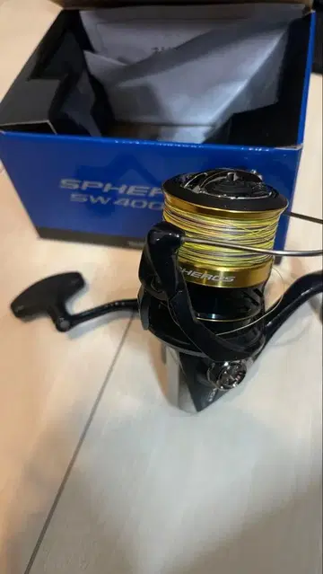 시마노 SW4000XG 스피닝 릴