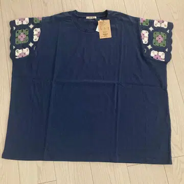 니코앤드 niko and 크로셰 슬리브 풀오버 T셔츠 미사용