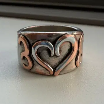 8호 하트 무늬 반지 무료배송 즉시 발송