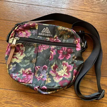 단종 그레고리 퀵 포켓 와이드 가든 태피스트리 레어 모델