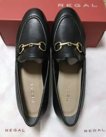 미사용 새상품 리갈 여성용 비트 로퍼 23cm 블랙