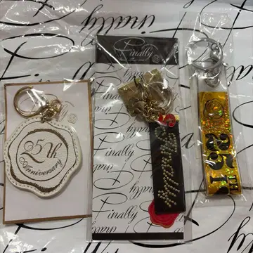 아무로 나미에 Finally Final Tour 2018 키링 세트