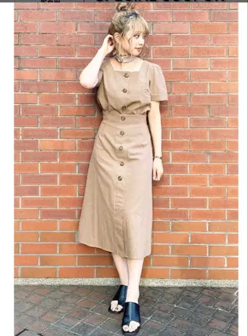 [2세트]리즈리사 린넨 혼방 셋업 블라우스 & 스커트 M 모카