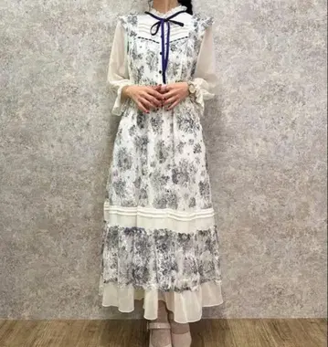 axes femme 부케 레이스 원피스 라벤더