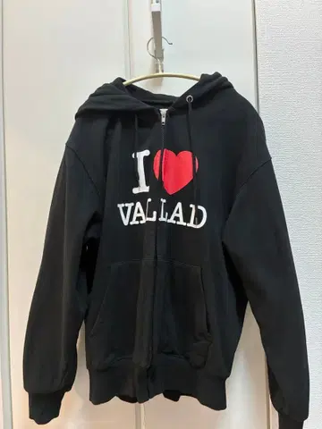 VALLAD I LOVE HOODI