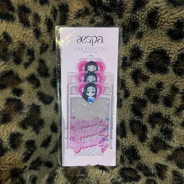 aespa 지젤 공식 트레이딩 카드 케이스