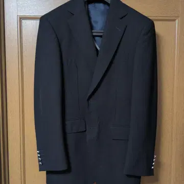 컨디션 최상 고타이리쿠 블랙 블레이저 A5 울 혼방
