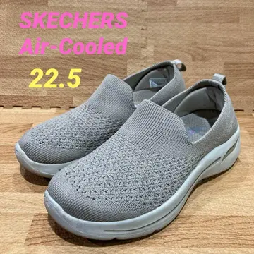 SKECHERS Air-Cooled ArchFit 22.5cm