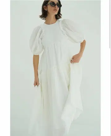 [ 새상품 ] CLANE BUBBLE FRILL ONEPIECE