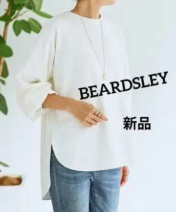 새상품 BEARDSLEY 비어즐리 T 블라우스 티셔츠 화이트 라운드 헴