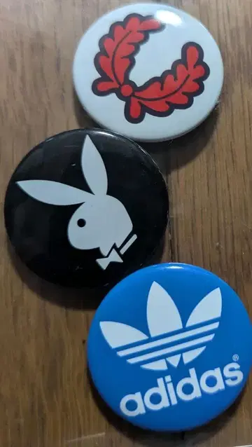 아디다스 플레이보이 리프 캔뱃지 세트