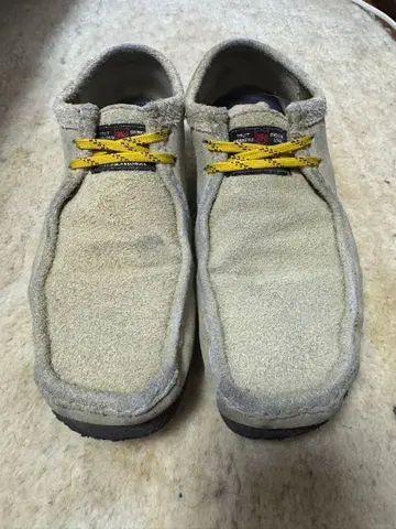 Clarks thisisneverthat 콜라보 왈라비