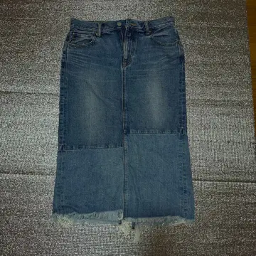 AZUL 패치워크 데님 스커트