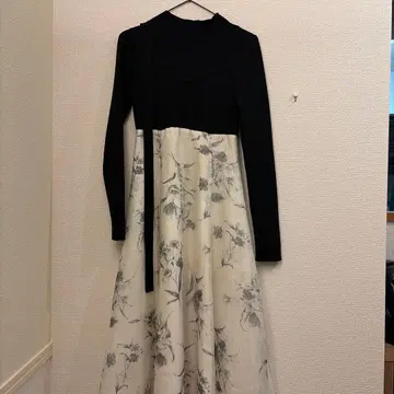 [ MERCURYDUO ] 플라워 도킹 코르셋 니트 원피스