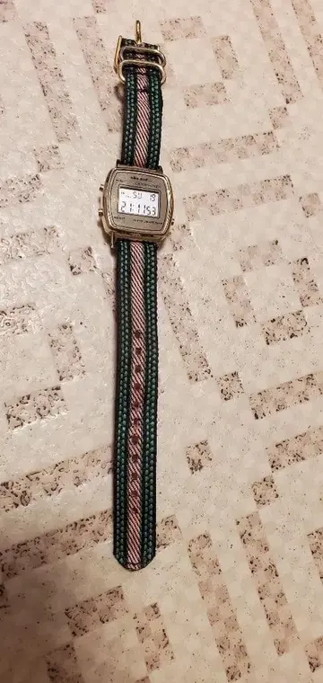 디지털 워치 나일론 밴딩