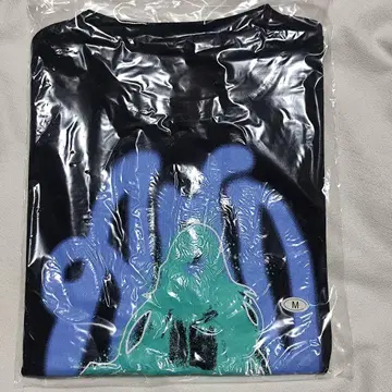 새상품 Ado 심장 T셔츠 M사이즈 라이브 굿즈