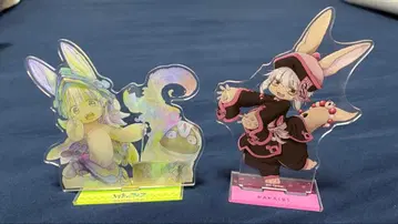 메이드 인 어비스 나나치 아크릴 스탠드 2종