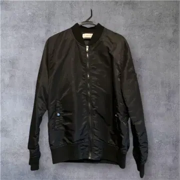 블랙 MA-1 자켓 XL 사이즈