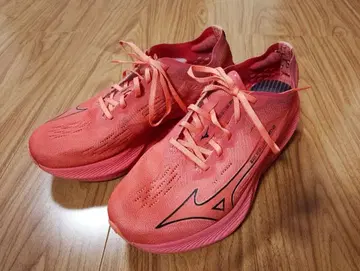 미즈노 웨이브 리벨리온 프로 2 26.5cm 러닝화