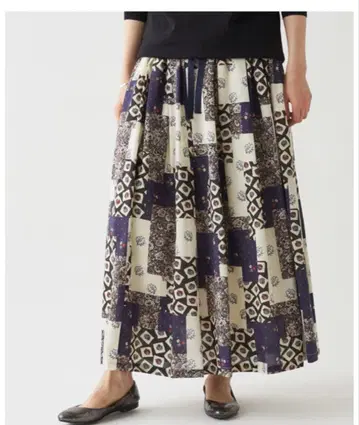 BEARDSLEY 패치워크 프린트 스커트