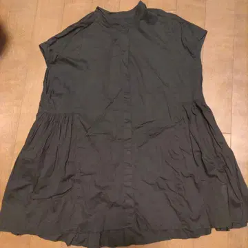 URBAN RESEARCHDOORS 프렌치 슬리브 플레어