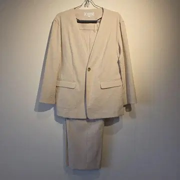 베이지 수트 셋업