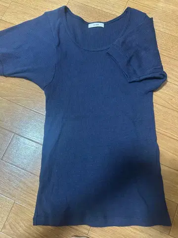 CLANE 클라네 리브 반팔 상의