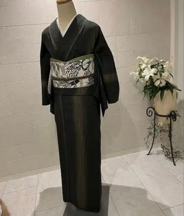 시오야마 타다오리, 쿠리야마 키치사부로 린넨 나고야 오비