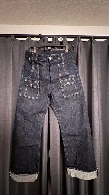 JAPAN BLUE JEANS GMM 별주 모델 다크 데님 부시 팬츠