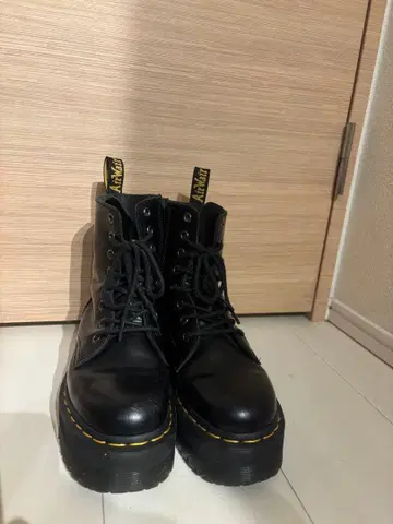 닥터마틴 통굽