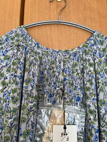 꽃무늬 롱 원피스 긴팔 택 포함 스튜디오 클립