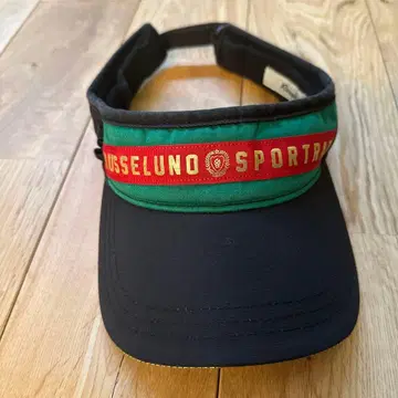 Russeluno 바이저 그린/블랙/빨간색