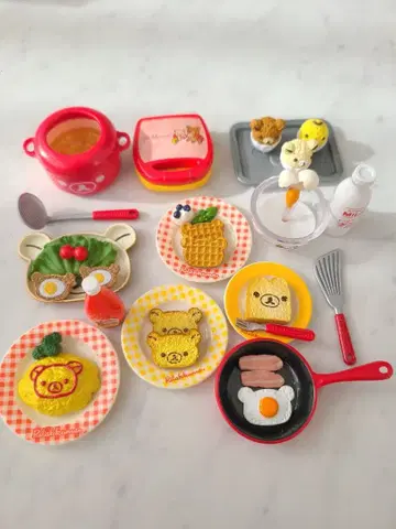 리락쿠마 리멘트 타마고 키친