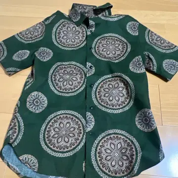 Lafayette (라파예트) 기하학 패턴 그린 반팔 셔츠