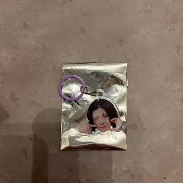 러브시크 유손 메지루시 키링