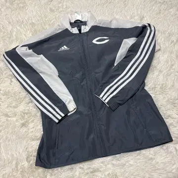 아디다스 자켓 그레이 쓰리 스트라이프 윈드브레이커