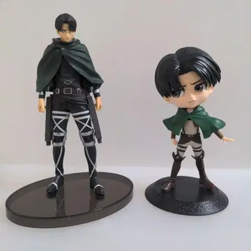 진격의 거인 리바이 피규어 세트