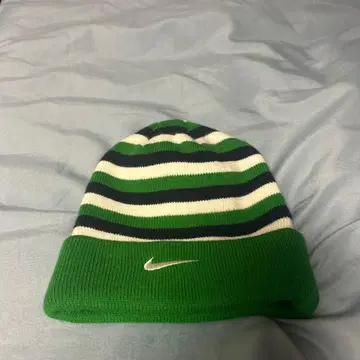 Nike 스트라이프 니트 모자