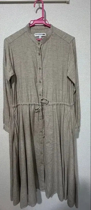 유니클로 이네스 콜라보 원피스 베이지 M 사이즈