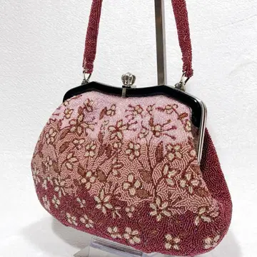 [ 컨디션 최상 ] 총 비즈 핸드백 가마구치 일본 의류 파티 핑크 꽃무늬