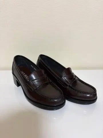HARUTA 다크 브라운 로퍼